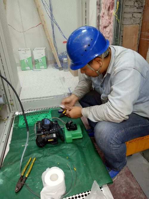 深圳抽水蓄能电站通信设备安装与线路整改实践