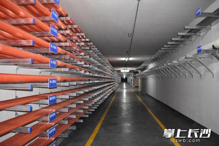 "双舱"肩并肩,设计使用寿命100年"水电,燃气,通信线路的安装和抢修
